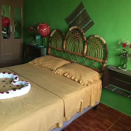 Casa Maya Itza Flores Exterior photo